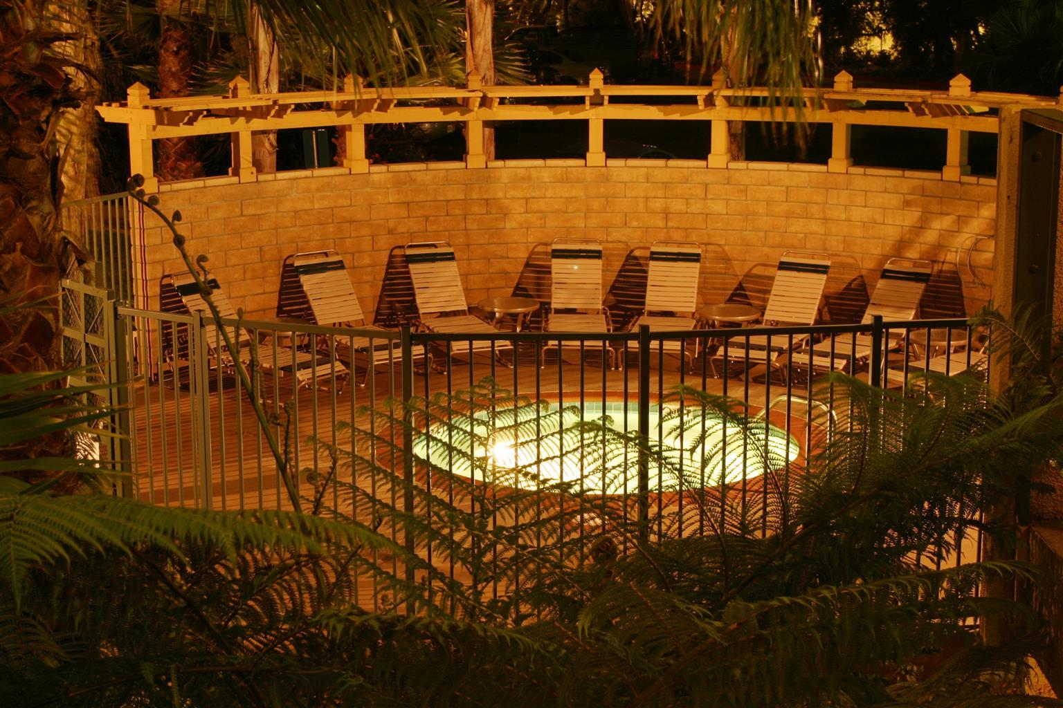 Western Seven Seas Hotel