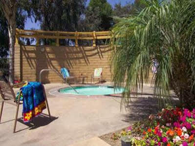 Western Seven Seas Hotel